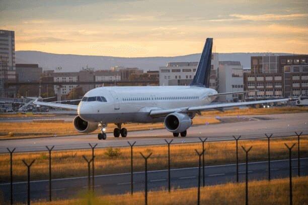United Airways, Top 10 Best And Safest Airlines In The World