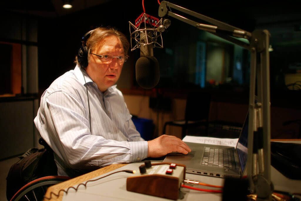 John Hockenberry, Top 10 World'S Inspiring Famous People Living With Disabilities