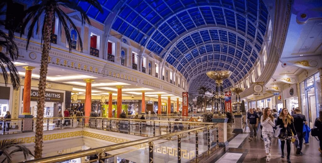 Trafford Center (Greater Manchester, England), Top 10 Best And Biggest Shopping Malls In The World
