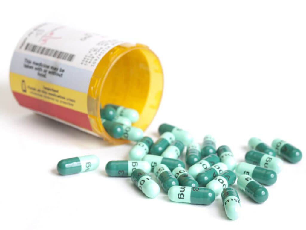 Antibiotics, Top 10 Worst Medications That Can Harm Your Kidneys