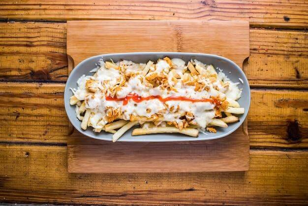 Poutine, Top 10 Most Popular Cheese Recipes In The World