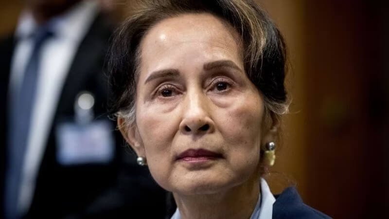 Aung San Suu Kyi, Top 10 Most Famous Social Activists And Their Contributions