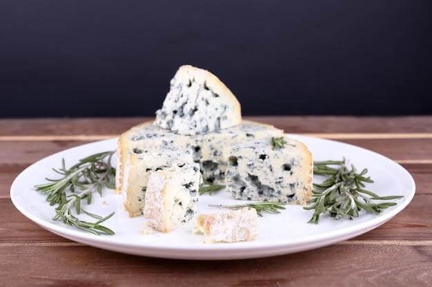 Blue Cheese, Top 10 Healthiest &Amp; Most Popular Cheeses In The World