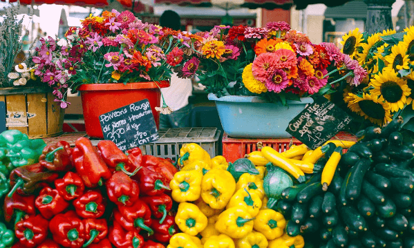 Flowers And Vegetable Market